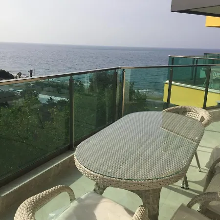 Апартаменты Алания На Берегу Моря Appartement *